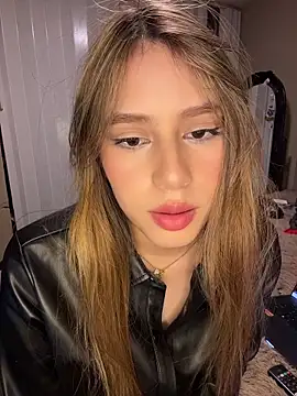 romyamo online show from 15, 4, 2026