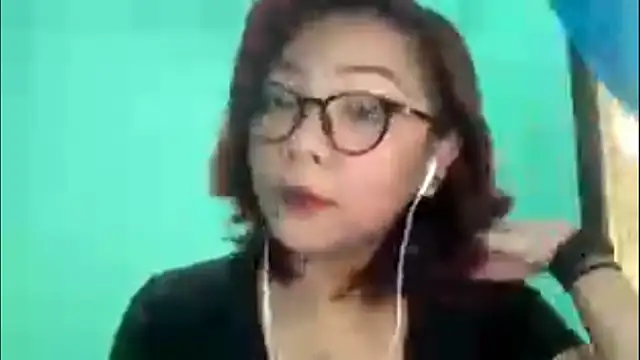 Snapshot of TerisaYellow chatting on 5, 2, 2026 TerisaYellow online show from 5, 2, 2026