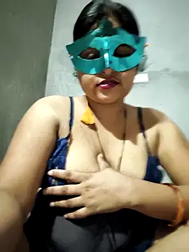 Snapshot of Sexy_khushi19 chatting on 13, 5, 2026 Sexy khushi19 online show from 13, 5, 2026