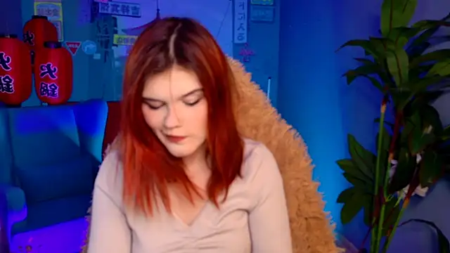 Snapshot of EllieFoxy chatting on 7, 2, 2026 EllieFoxy online show from 7, 2, 2026