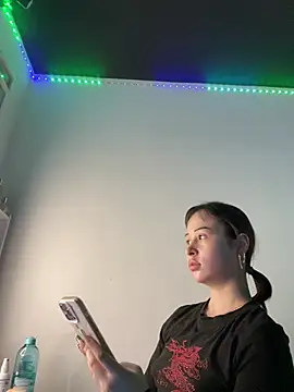 Snapshot of Just-Lilly chatting on 26, 4, 2026 Just-Lilly online show from 26, 4, 2026