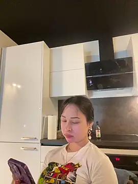 Snapshot of Just-Lilly chatting on 6, 6, 2026 Just-Lilly online show from 6, 6, 2026