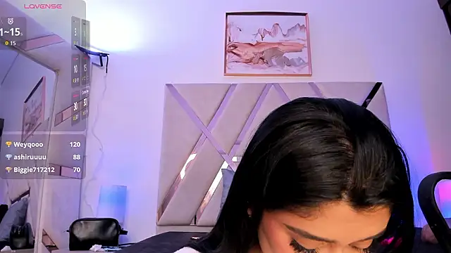 Lucia velez online show from 15, 2, 2026