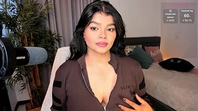 moonhelen online show from 2, 3, 2026