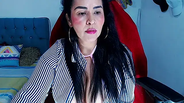 hotsweet-69 online show from 18, 4, 2026