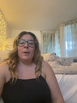 JasmineGlow7 online show from 6, 3, 2026