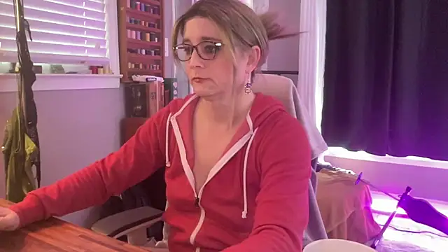 wetrainbows online show from 13, 3, 2026