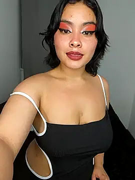 zoe love18 online show from 20, 7, 2026