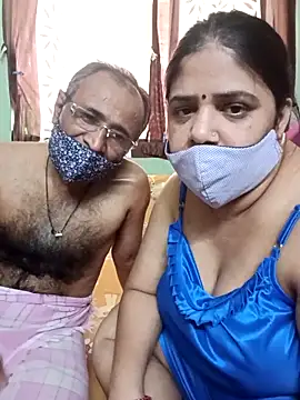 HoneyHush online show from 7, 3, 2026