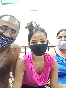 HoneyHush online show from 11, 4, 2026