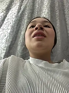 Snapshot of DULCE_MARIA_EF chatting on 5, 2, 2026 DULCE MARIA EF online show from 5, 2, 2026