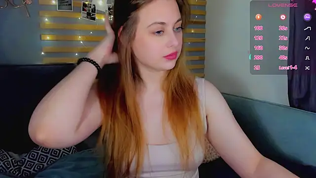 Snapshot of Alice_Wanderr chatting on 3, 3, 2026 Alice Wanderr online show from 3, 3, 2026