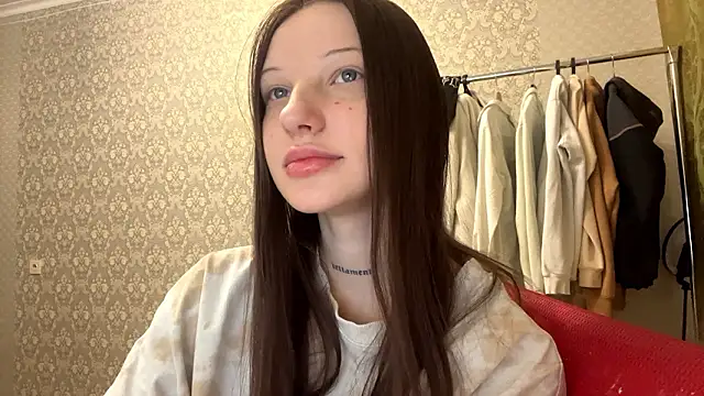 Snapshot of LumPetal chatting on 10, 2, 2026 LumPetal online show from 10, 2, 2026