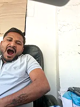 Snapshot of hot---boy1 chatting on 1, 2, 2026 hot---boy1 online show from 1, 2, 2026