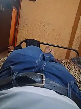 hot---boy1 online show from 29, 3, 2026