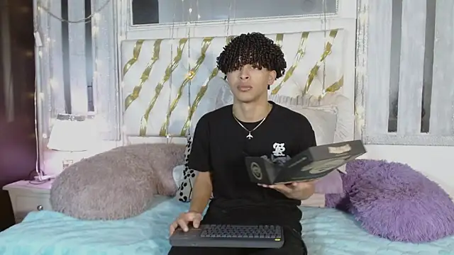 Snapshot of ian_smith_ chatting on 27, 2, 2026 ian smith online show from 27, 2, 2026