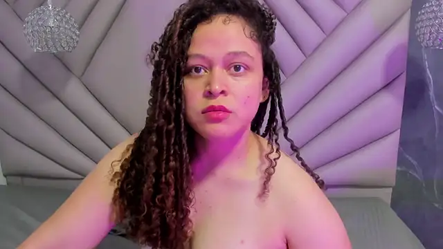 Snapshot of IrinaVoshh_ chatting on 13, 2, 2026 IrinaVoshh online show from 13, 2, 2026