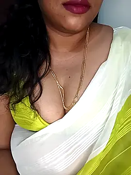 Snapshot of Chinnima143 chatting on 4, 2, 2026 Chinnima143 online show from 4, 2, 2026