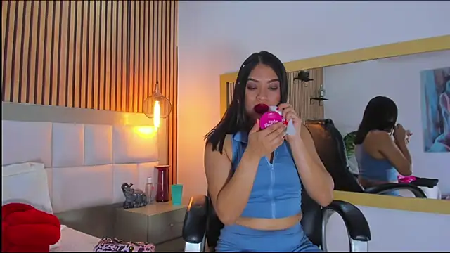 Snapshot of Georgia_Vega chatting on 20, 2, 2026 Georgia Vega online show from 20, 2, 2026