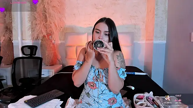 valeriekhaleesi online show from 15, 4, 2026