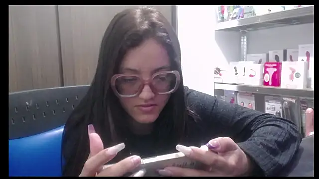 Snapshot of sheryl_25 chatting on 23, 2, 2026 sheryl 25 online show from 23, 2, 2026