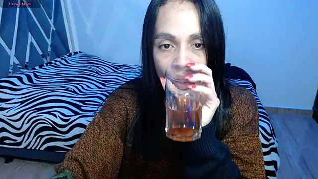 Snapshot of paula_lopez__ chatting on 10, 4, 2026 paula lopez online show from 10, 4, 2026