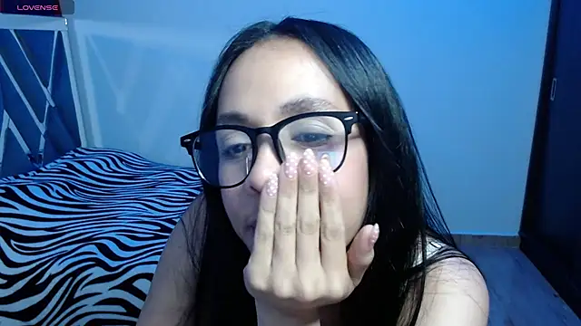 Snapshot of paula_lopez__ chatting on 17, 4, 2026 paula lopez online show from 17, 4, 2026