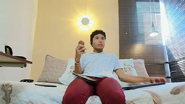 Damon Salvarote S online show from 9, 3, 2026