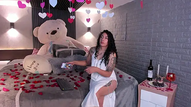 Magic ivone online show from 14, 2, 2026