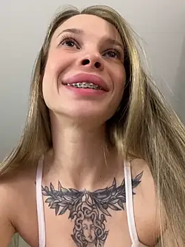 Snapshot of ElyseeXXX chatting on 19, 2, 2026 ElyseeXXX online show from 19, 2, 2026