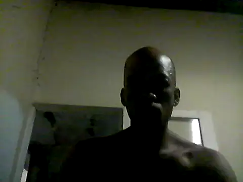 Snapshot of LanguidRunabout chatting on 5, 2, 2026 LanguidRunabout online show from 5, 2, 2026
