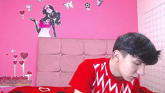 Snapshot of massimoferrera303av chatting on 10, 2, 2026 massimoferrera303av online show from 10, 2, 2026