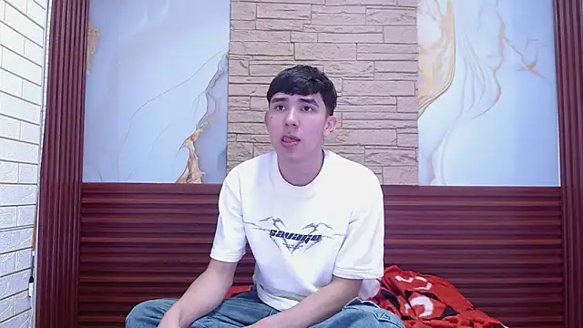 Snapshot of massimoferrera303av chatting on 23, 2, 2026 massimoferrera303av online show from 23, 2, 2026