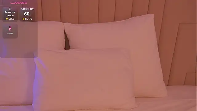 Snapshot of JennyBlow chatting on 6, 4, 2026 JennyBlow online show from 6, 4, 2026