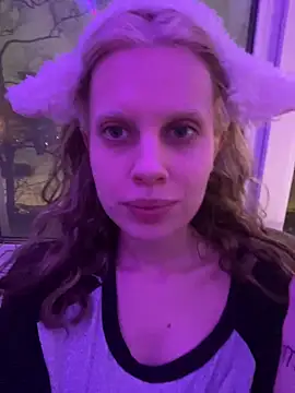 Snapshot of Maxine_gold chatting on 27, 2, 2026 Maxine gold online show from 27, 2, 2026