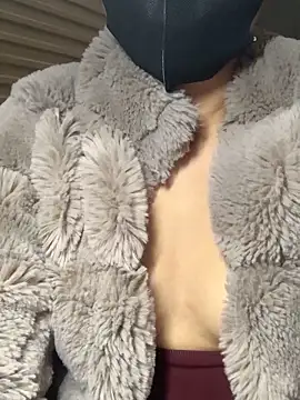 Luna Babyyy online show from 3, 2, 2026