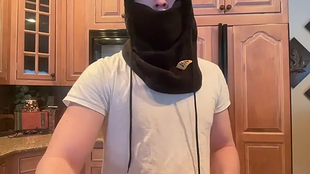 Snapshot of Grammer100 chatting on 2, 2, 2026 Grammer100 online show from 2, 2, 2026