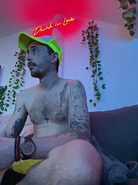 Piratee666 online show from 4, 2, 2026