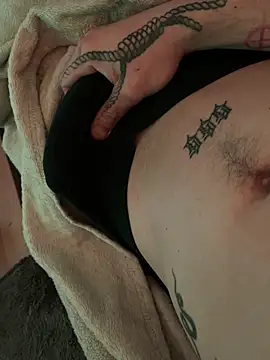 Piratee666 online show from 5, 2, 2026