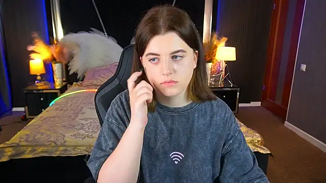 Snapshot of KristiFoxy chatting on 25, 6, 2026 KristiFoxy online show from 25, 6, 2026