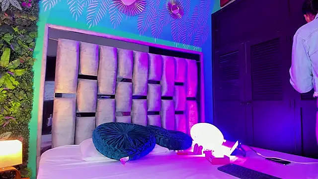 Mari cooper1 online show from 25, 2, 2026