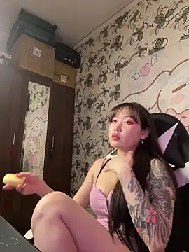 Snapshot of YukiiTYAN chatting on 14, 2, 2026 YukiiTYAN online show from 14, 2, 2026