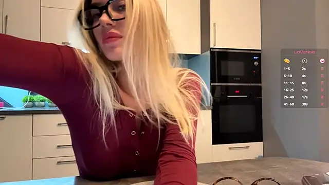 Snapshot of SoftnessMila chatting on 27, 2, 2026 SoftnessMila online show from 27, 2, 2026