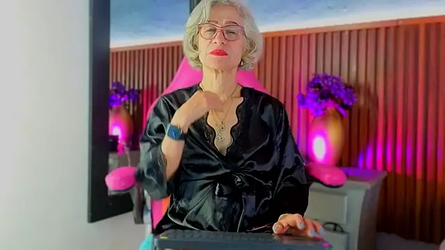 miss monserrate01 online show from 13, 4, 2026