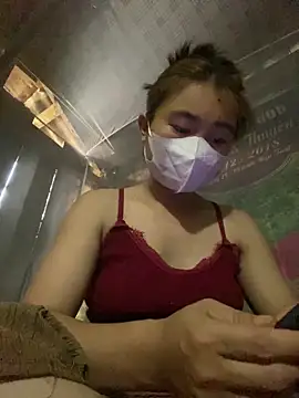 Snapshot of yuii-717 chatting on 5, 4, 2026 yuii-717 online show from 5, 4, 2026