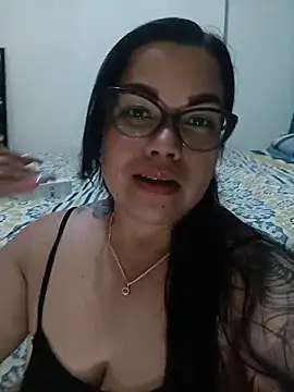 Snapshot of LuanaLeon chatting on 3, 3, 2026 LuanaLeon online show from 3, 3, 2026