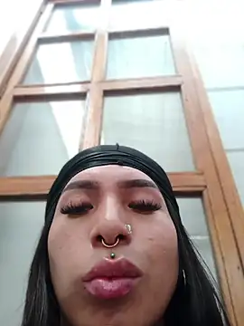 Snapshot of MeelFox chatting on 19, 5, 2026 MeelFox online show from 19, 5, 2026