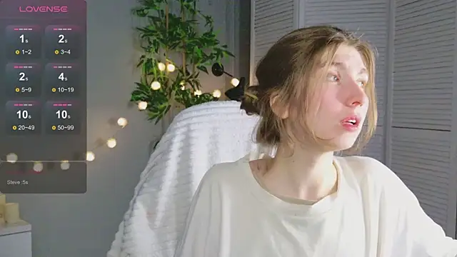 Bubble Chloe online show from 8, 4, 2026