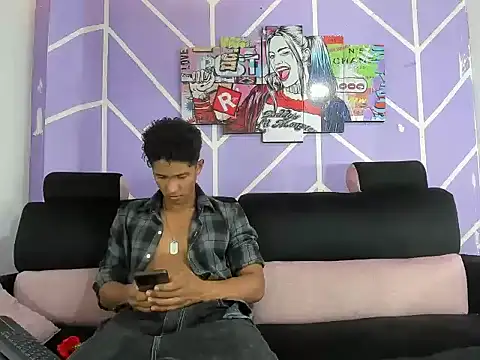 Yoel hot2004 online show from 11, 4, 2026