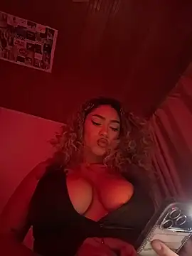 Maddy Beluci online show from 7, 4, 2026